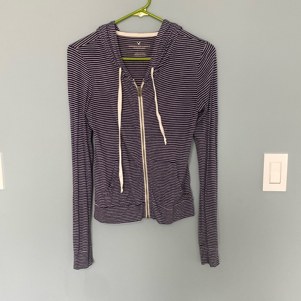 American Eagle outfitters lightweight zip up